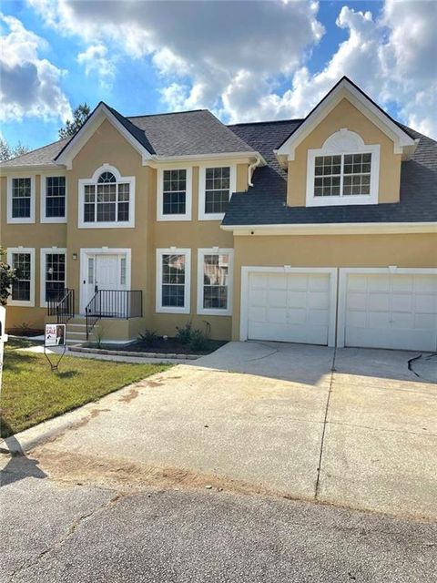 Homes For Sale - 1276 Huntington Place Circle<br/> Lithonia, GA 30058