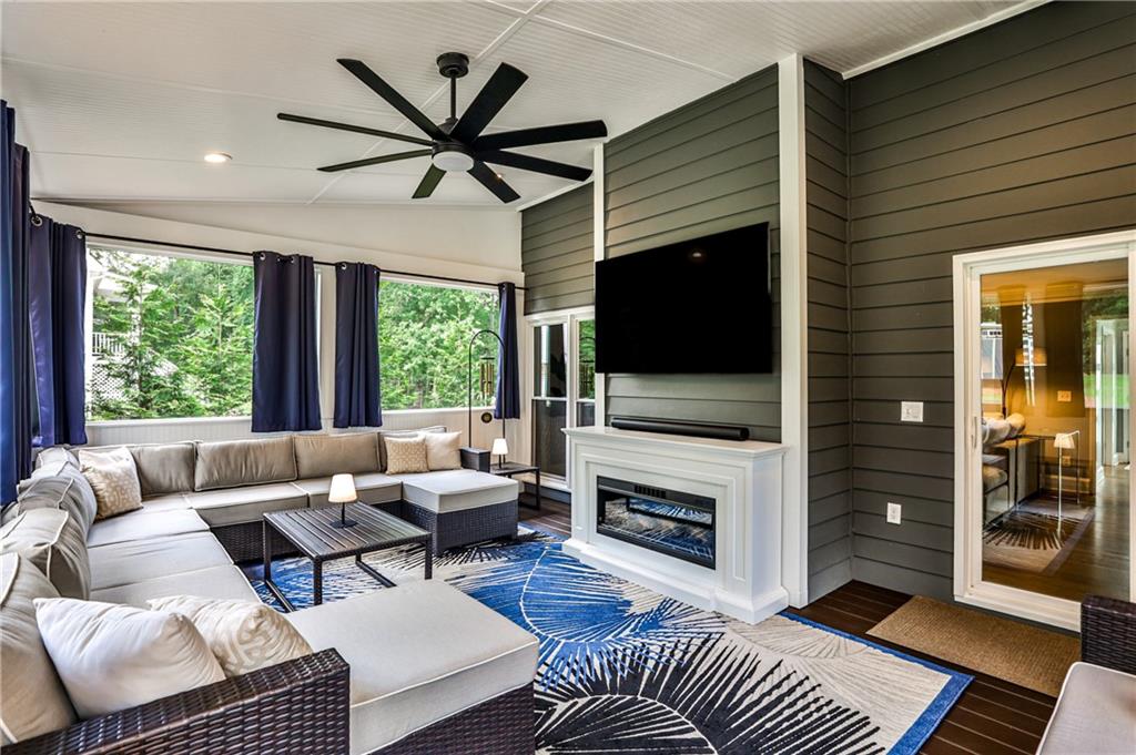 Foxfield Farms - Residential