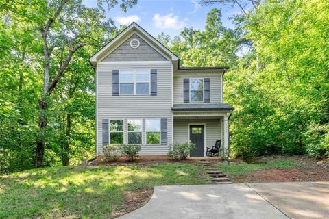Homes For Sale - 5350 Tomahawk Terrace<br/> Gainesville, GA 30506