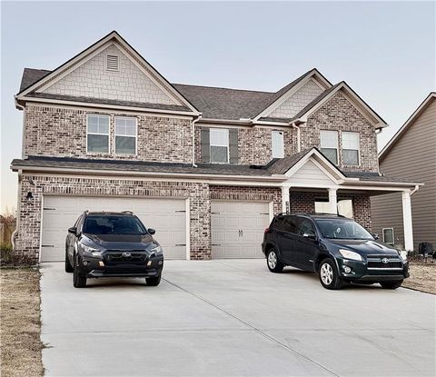 A home in Dacula