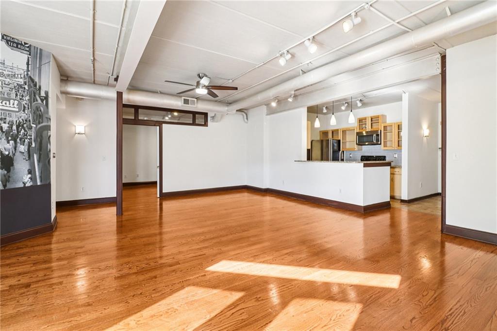 800 Peachtree Street NE 1411