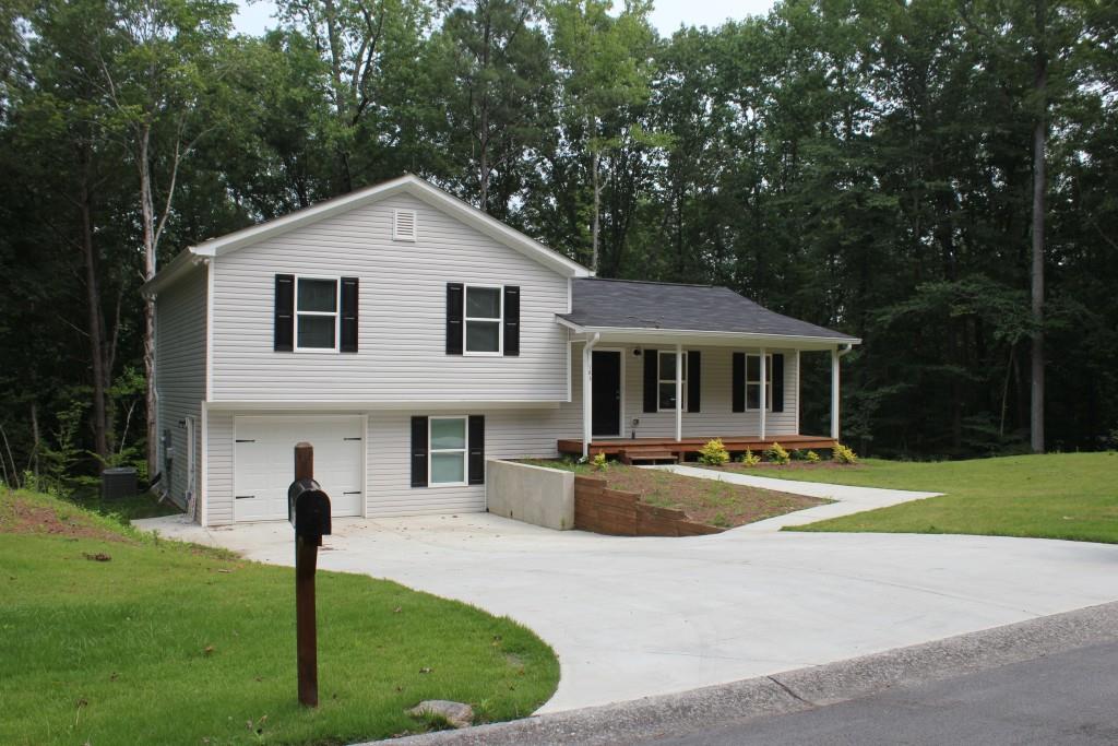 Split-Level, 3 Bedrooms, 2 Baths, Bonus Room, Deck Overlooking Large Backyard! 2 Year Lease With No Pets Is Preferred.