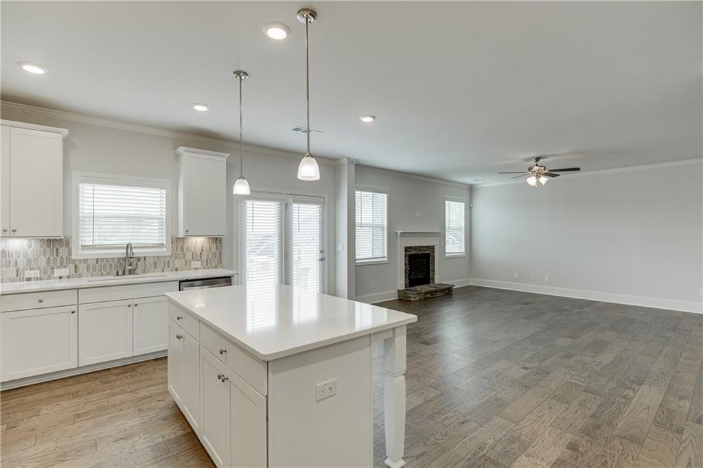 7208 Whitewater Drive, Flowery Branch, Georgia image 7