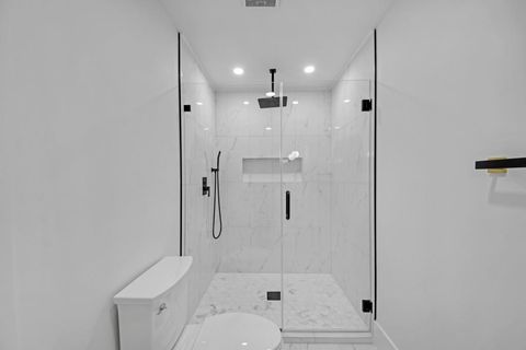 listing image 57