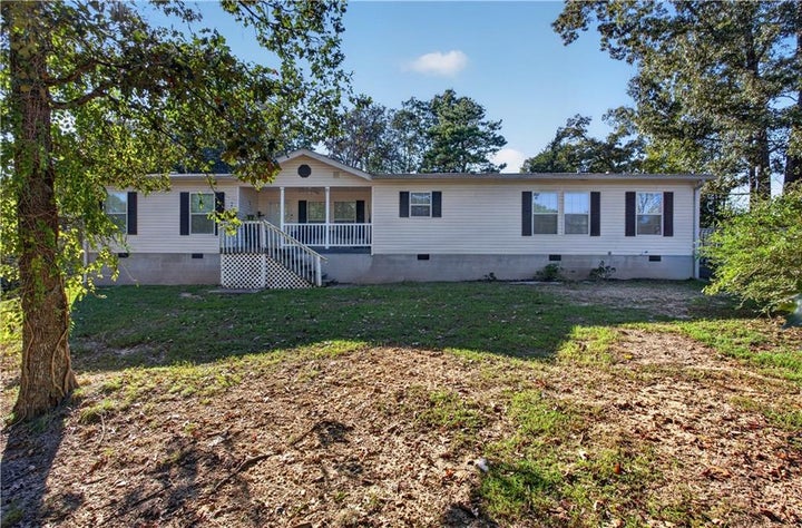 Photo 1 of 30 — 403 Gravely Road SE, Calhoun, GA 30701
