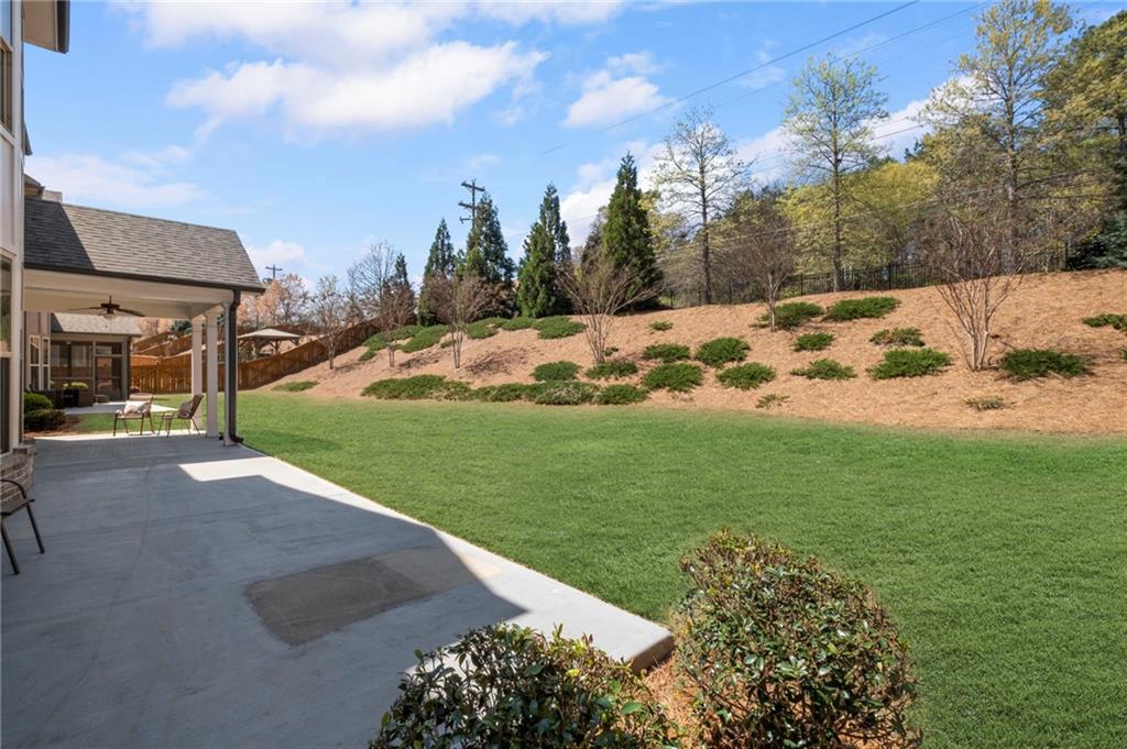 11620 Crestview Terrace, Suwanee, Georgia image 36