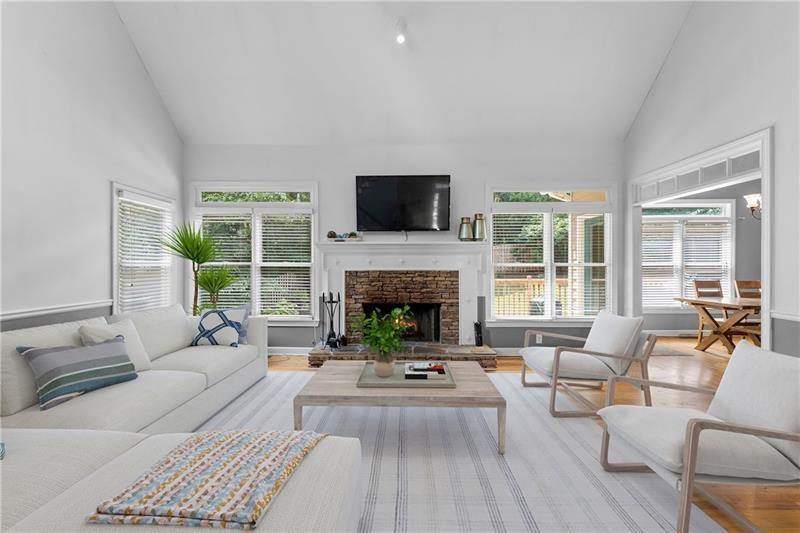 1377 Downington Lane NW