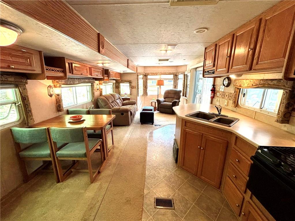 252 Camptown Trail, Cleveland, Georgia image 27