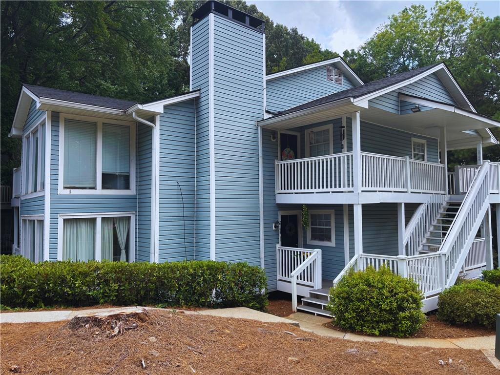 Seize the opportunity to own a stunning, move-in-ready condo in the heart of Marietta, GA, just minutes from The Battery and Truist Stadium! This recently renovated, in-level corner unit dazzles with an open-concept floorplan, featuring sleek white cabinets, stainless steel appliances, luxury vinyl flooring, and a stylish wet bar with granite countertops matching the kitchen. Bask in natural light in the bright sunroom, perfect for a home office, or retreat to the oversized master suite with an ensuite bath and walk-in closet, complemented by a second bedroom with its own walk-in closet. Entertain in the spacious dining area, relax on the private covered side patio, and enjoy the vibrant, wooded community with walking trails, a sparkling pool, and an active HOA. With unbeatable access to I-285/I-75, East Cobb Schools, premier shopping, dining, and entertainment, this Marietta gem is calling your name—schedule a tour today!
