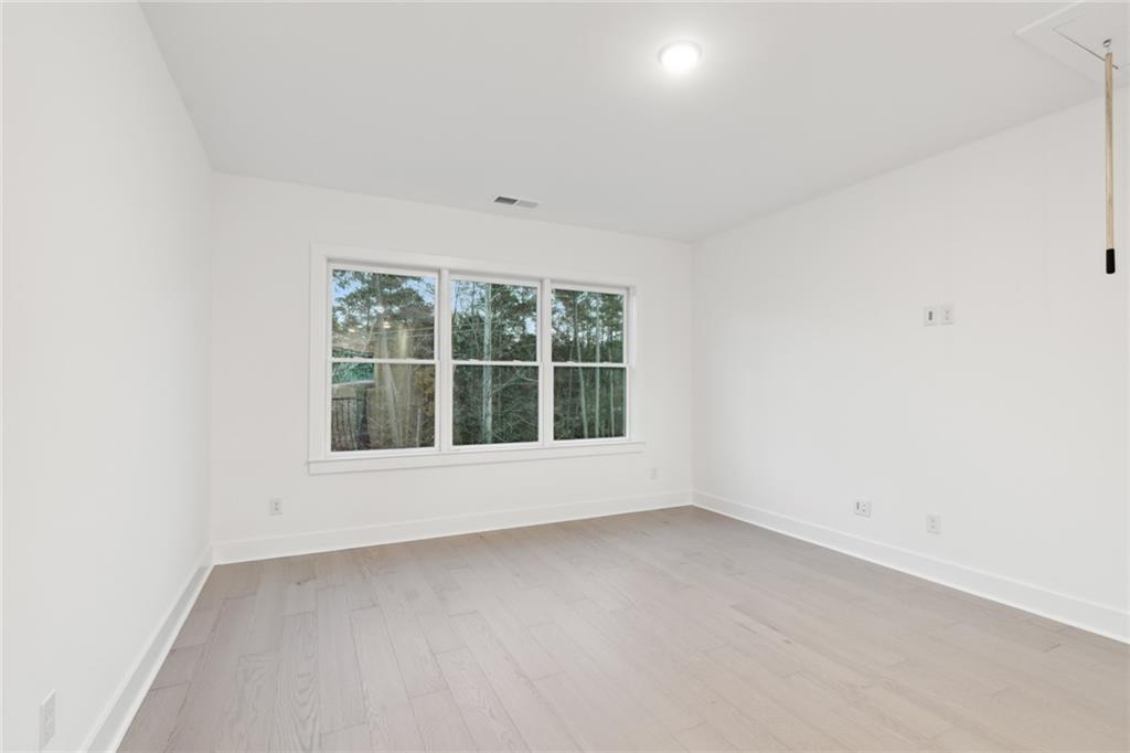 Ellis - Residential