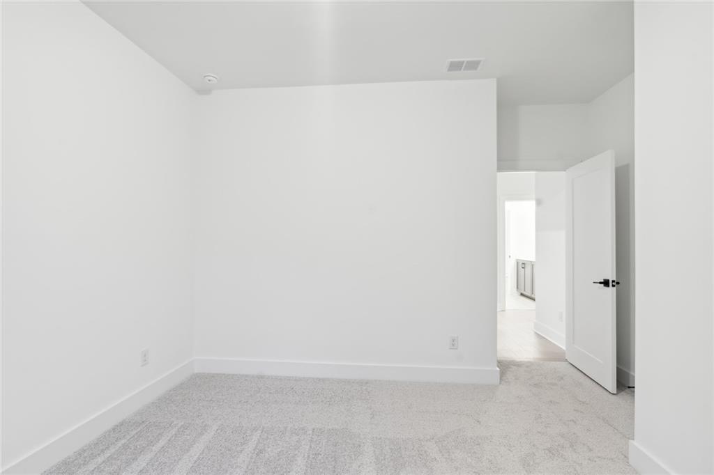 Ellis - Residential