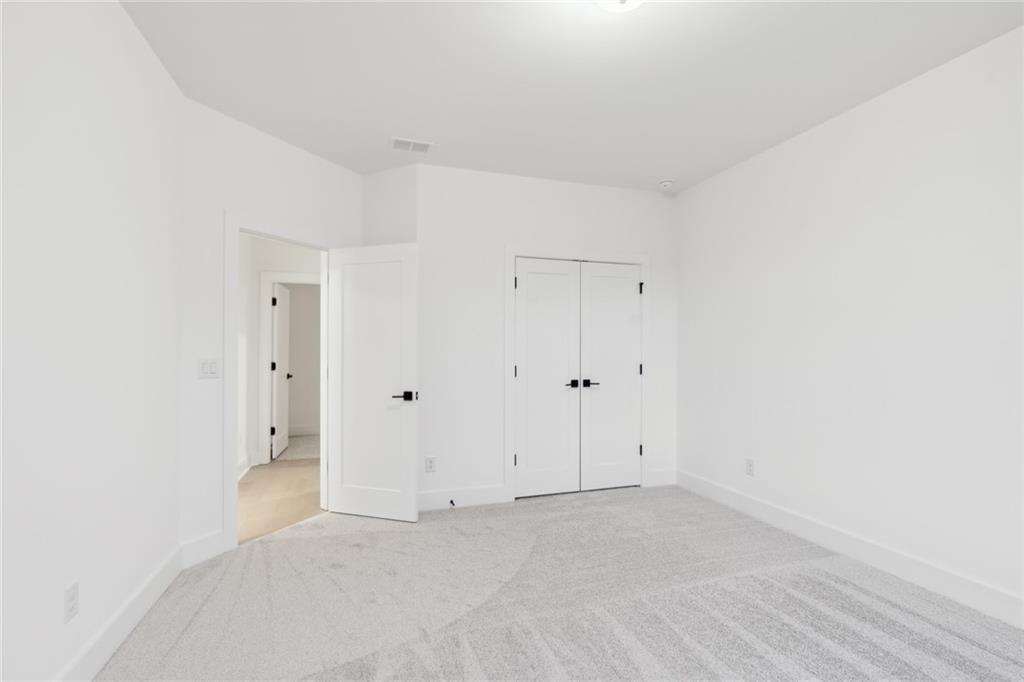 Ellis - Residential