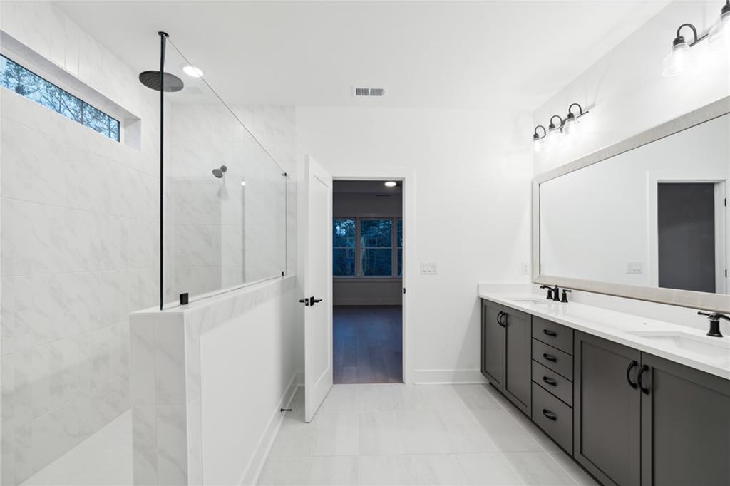 Ellis - Residential
