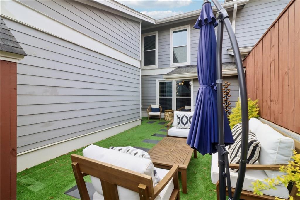 4988 Meadow Lane