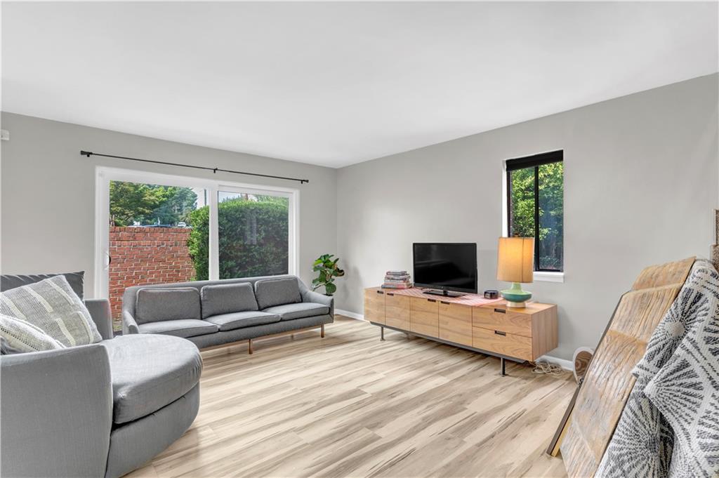 2262 PERNOSHAL Court