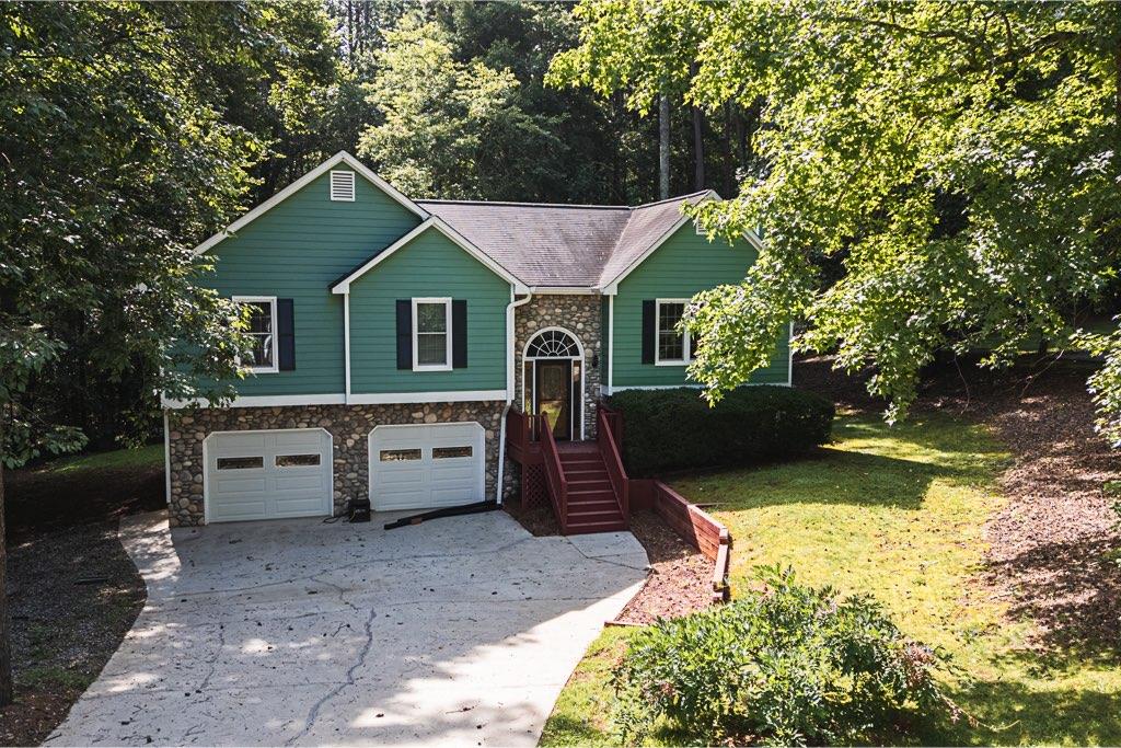 328 Eagle Pointe Drive