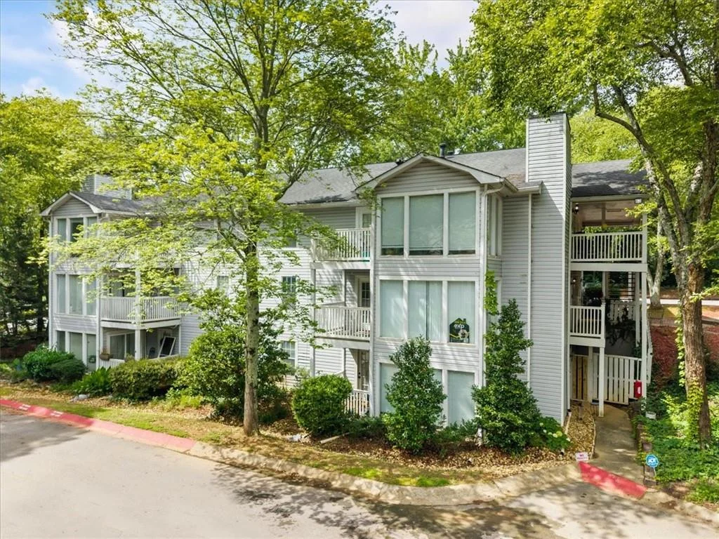 2102 Augusta Drive SE Unit 21