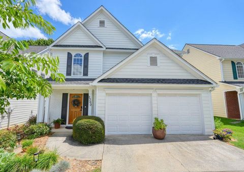 Homes For Sale - 2360 Ashton Drive<br/> Roswell, GA 30076