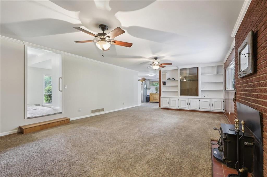 112 Pioneer Trail