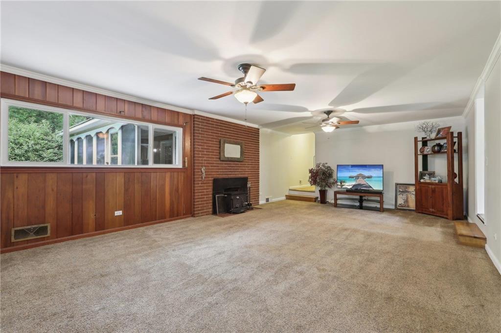 112 Pioneer Trail