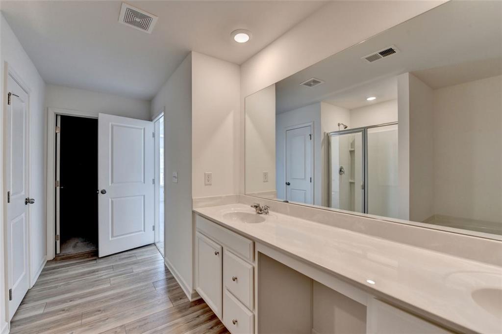 2054 Hickman Walk, Suwanee, Georgia image 16
