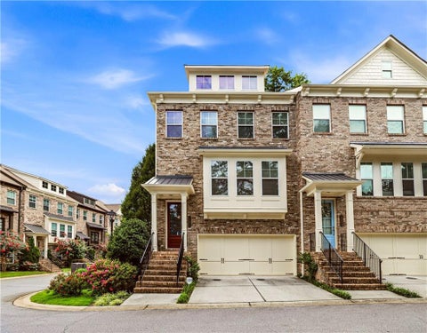 Townhouse For Sale - 1271 Linden Court<br/> Atlanta, GA 30329