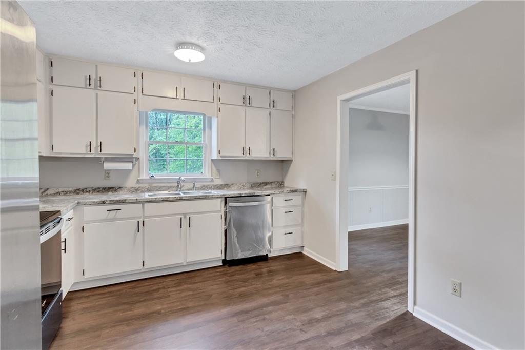 3795 Willowbrook Drive, Douglasville, Georgia image 18