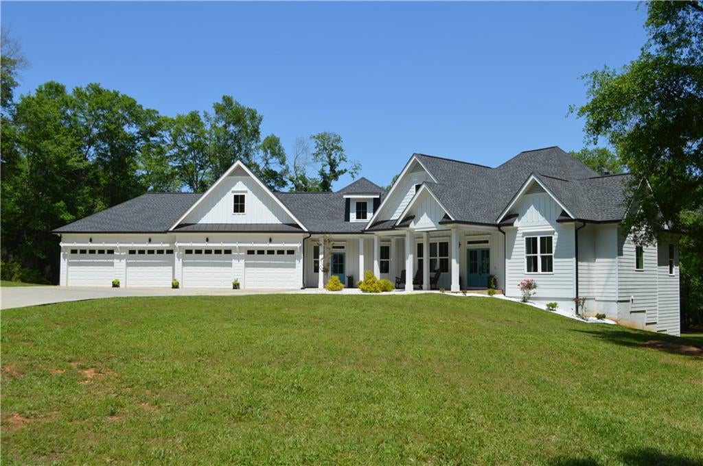 8 Ripplewood Trail