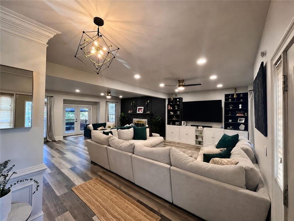 1287 Tiverton Place