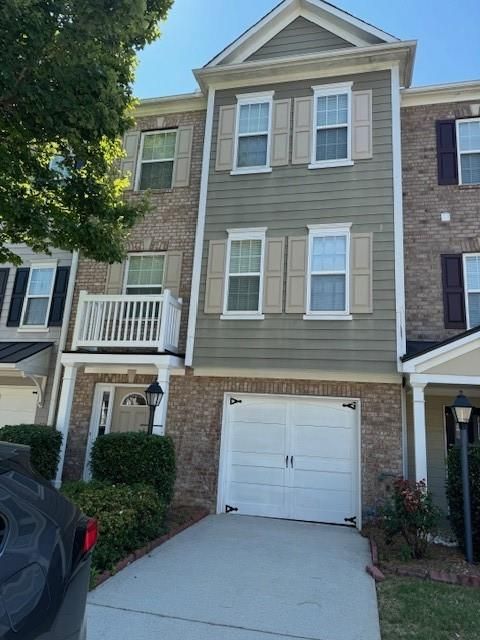 Townhouse in Suwanee GA 1294 Park Pass Way.jpg