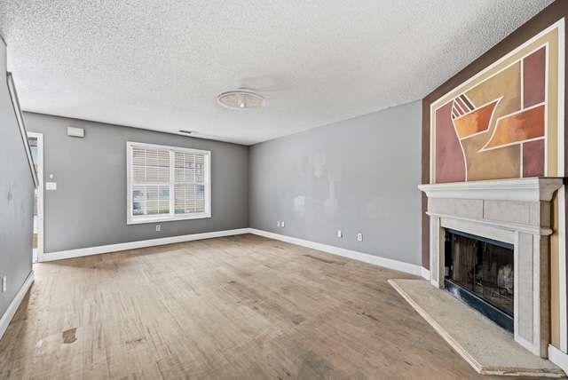 6966 Mahonia Place