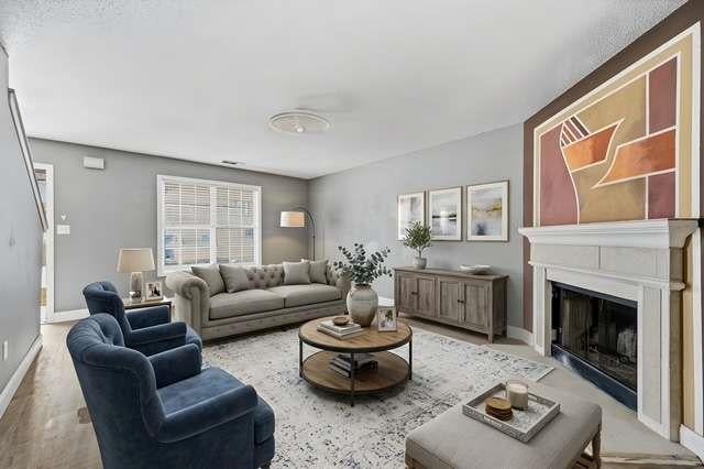 6966 Mahonia Place