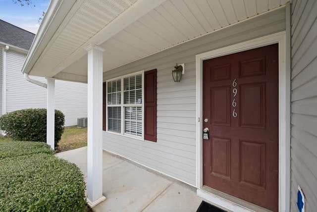 6966 Mahonia Place