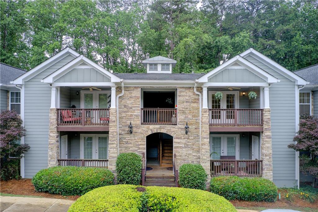 Madison Village Green Condos - Residential Lease