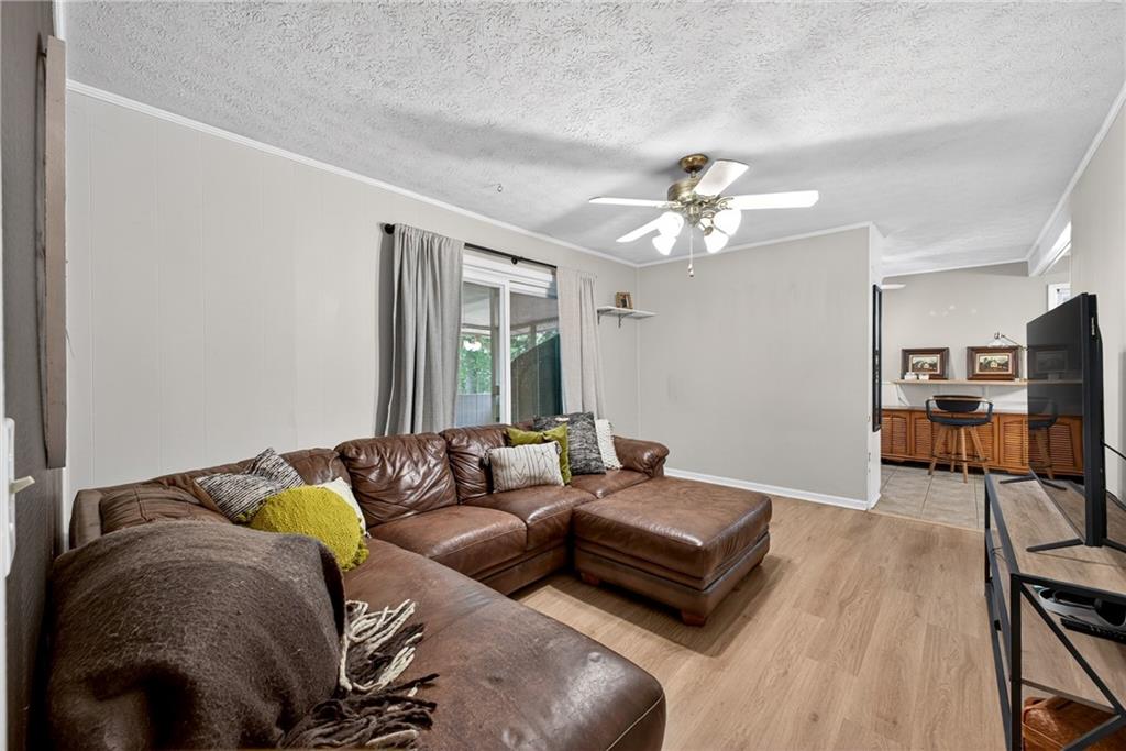 1438 Gardner Road NW