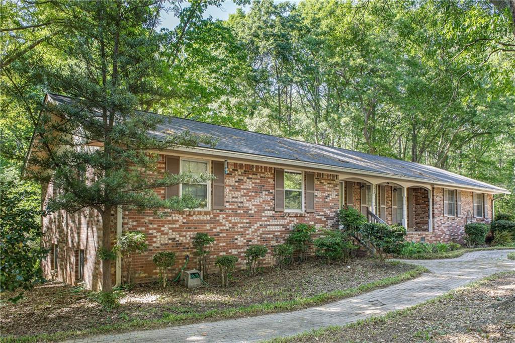 1438 Gardner Road NW