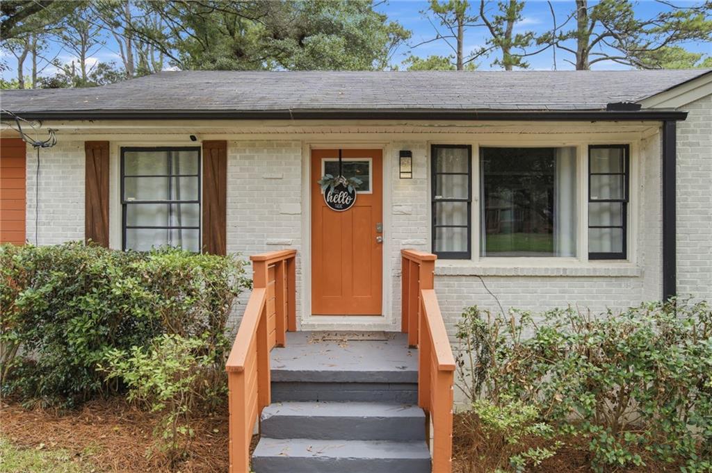 1402 Midlawn Drive