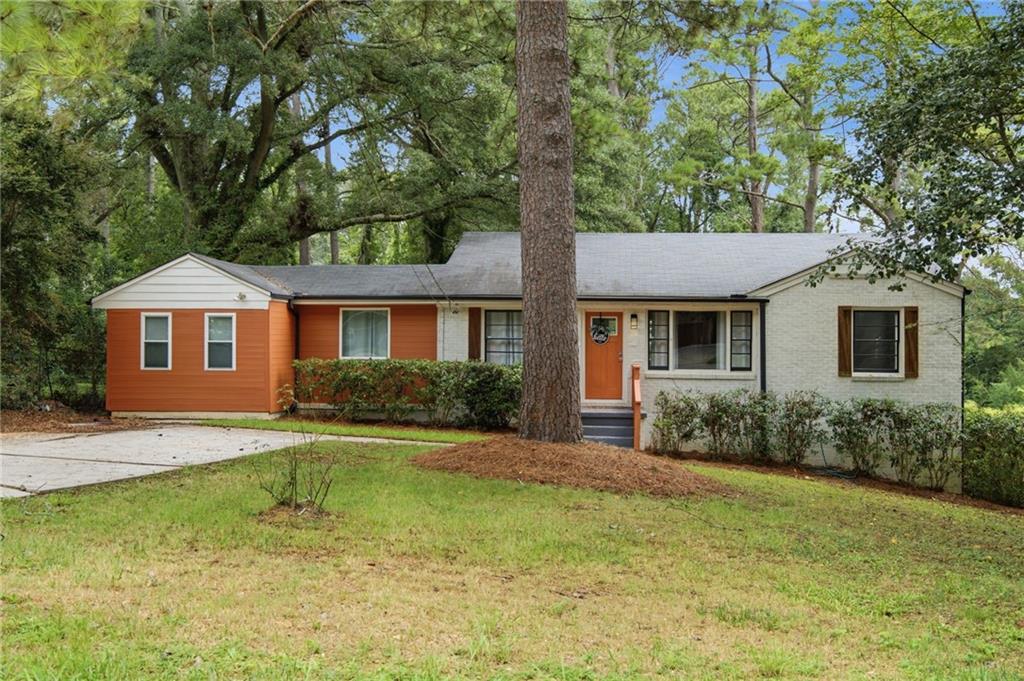 1402 Midlawn Drive