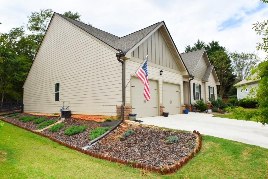 1063 Creekwood Circle, Madison, Georgia image 29