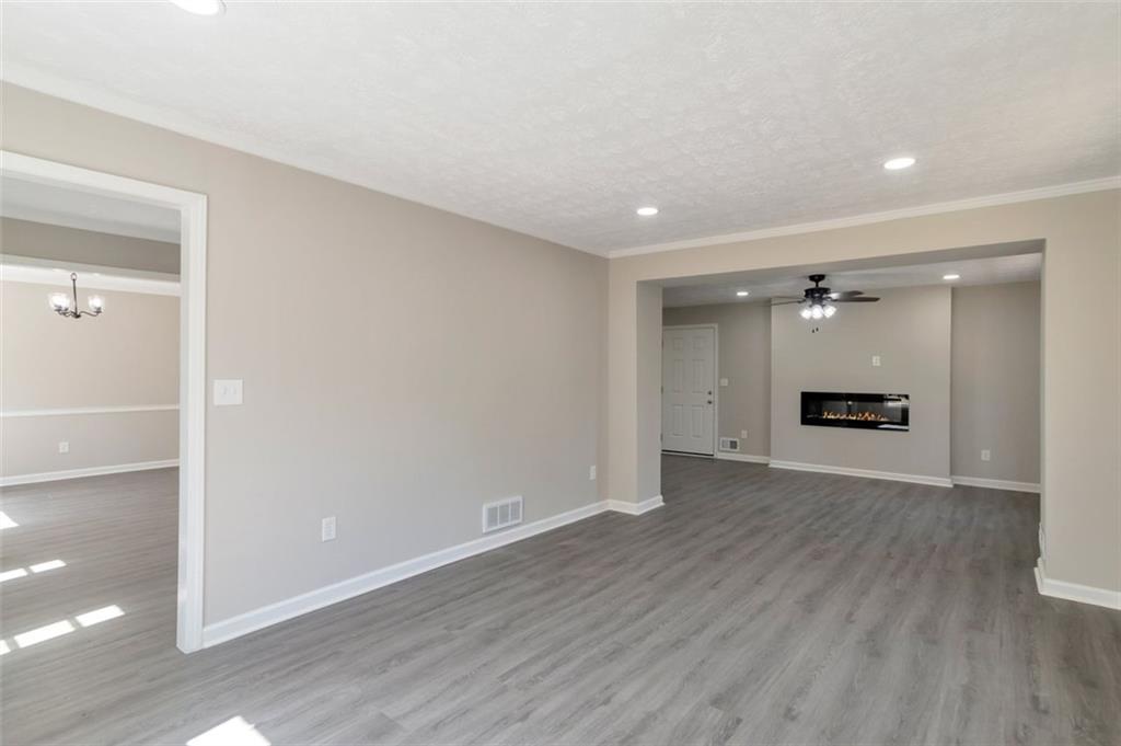4620 CENTRAL Drive