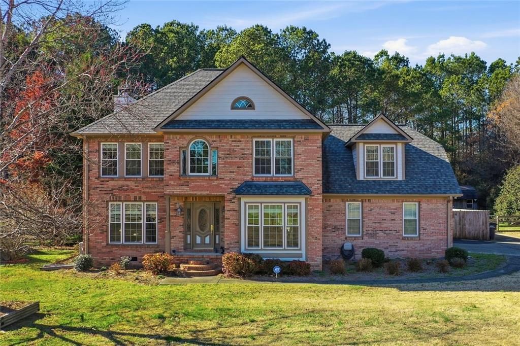 Photo of 11 Mission Hills Drive SW, Cartersville, GA 30120 (MLS # 7704679)