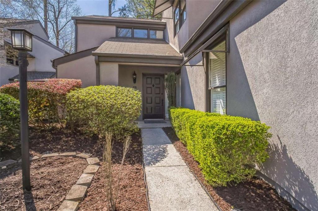 2914 Lenox Road NE 12
