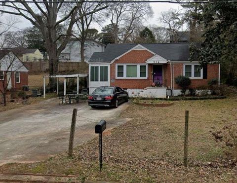 Photo of 536 Allendale Drive, Decatur, GA 30032 (MLS # 7749175)
