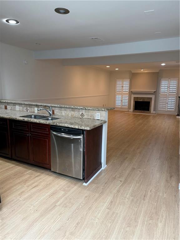 7500 Roswell Road #18, Sandy Springs, Georgia image 5