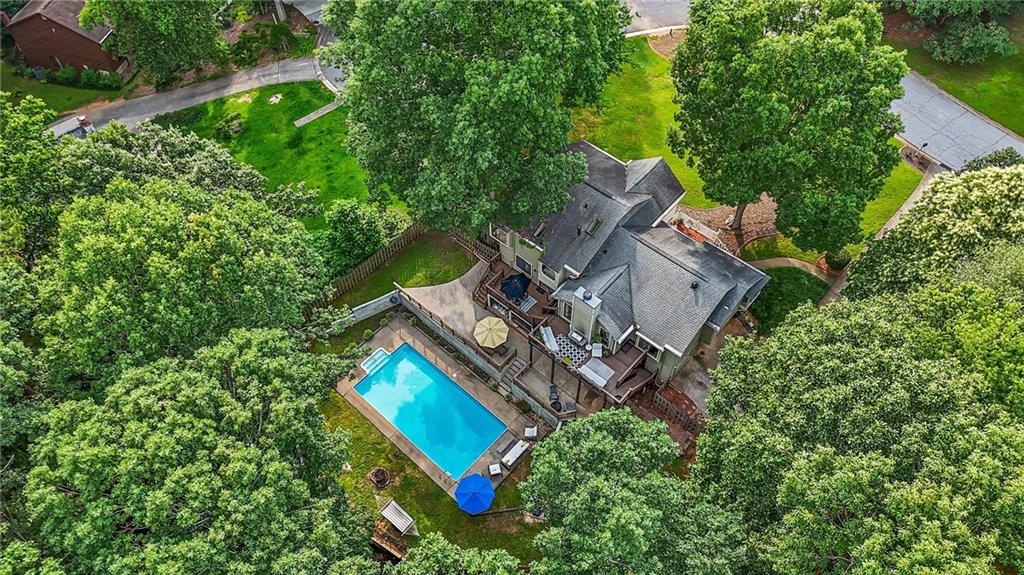 2666 Peachtree Walk