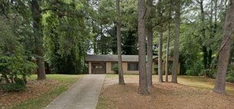 Homes For Sale - 1035 Worley Drive<br/> Marietta, GA 30066