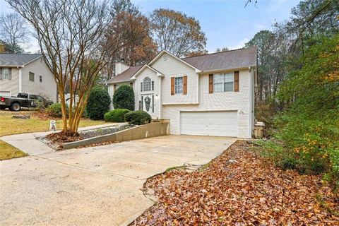 A home in Dawsonville