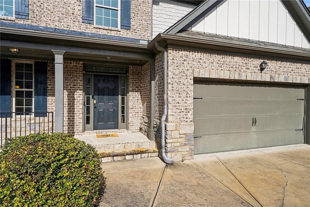 Photo of 526 Blue Mountain, Canton, GA 30114 (MLS # 7703586)