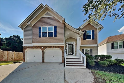 Homes For Rent - 7139 Creeksong Drive<br/> Douglasville, GA 30134
