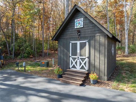 A home in Blairsville